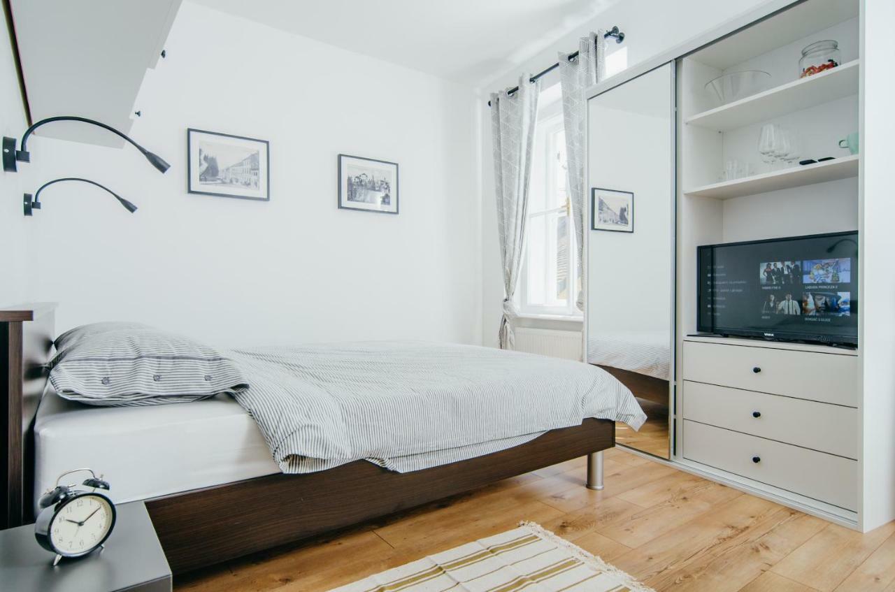 Old Town Tale Apartment Zagreb Luaran gambar