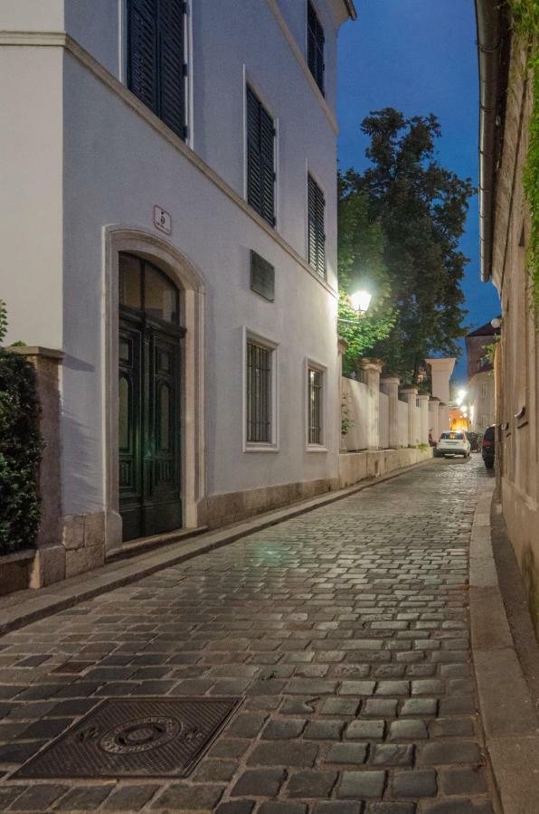 Old Town Tale Apartment Zagreb Luaran gambar