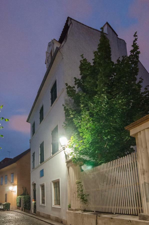 Old Town Tale Apartment Zagreb Luaran gambar